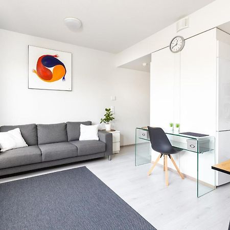 Appartamento Valoisa Parvekkeellinen Kaksio, Oma Parkkipaikka Tampere Esterno foto