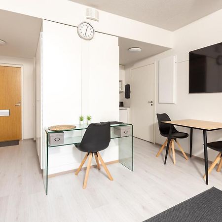 Appartamento Valoisa Parvekkeellinen Kaksio, Oma Parkkipaikka Tampere Esterno foto