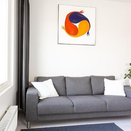Appartamento Valoisa Parvekkeellinen Kaksio, Oma Parkkipaikka Tampere Esterno foto
