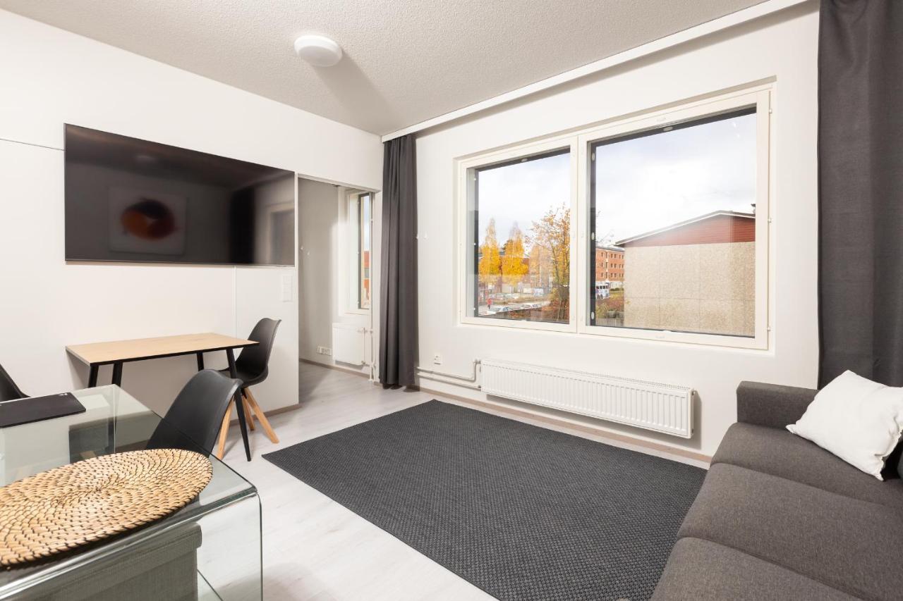 Appartamento Valoisa Parvekkeellinen Kaksio, Oma Parkkipaikka Tampere Esterno foto